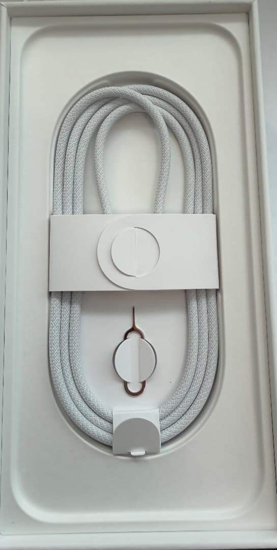 【美品】iPhone 16 Pro Max 256GB SIMフリー