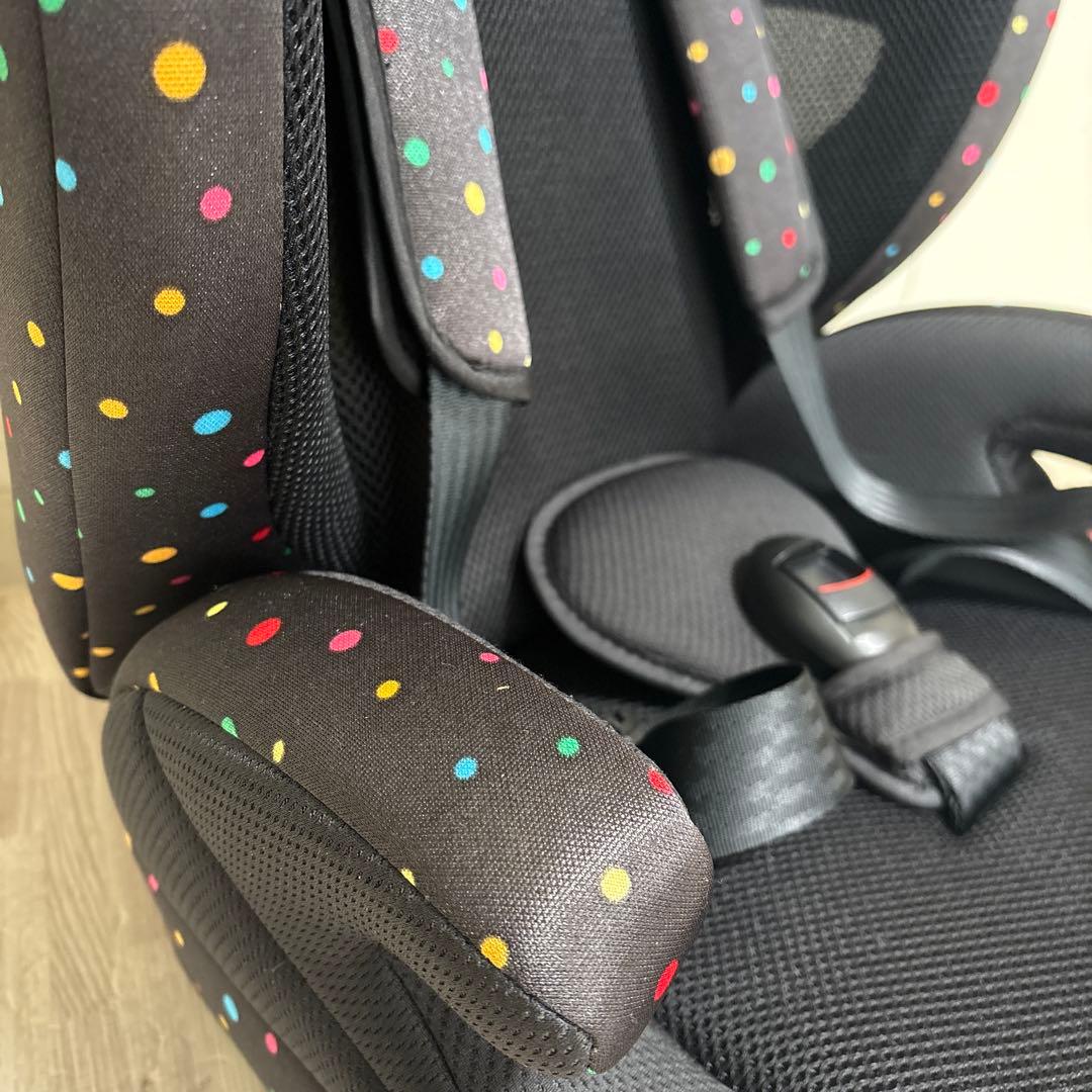 GRACO ドット柄 ブラック チャイルドシート