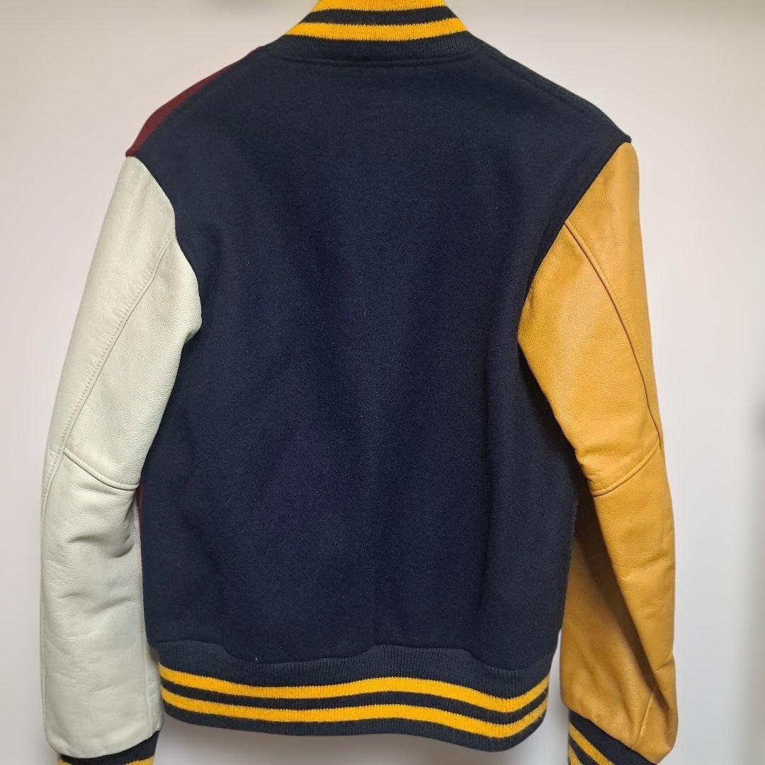 ゴールデンベアースタジャン