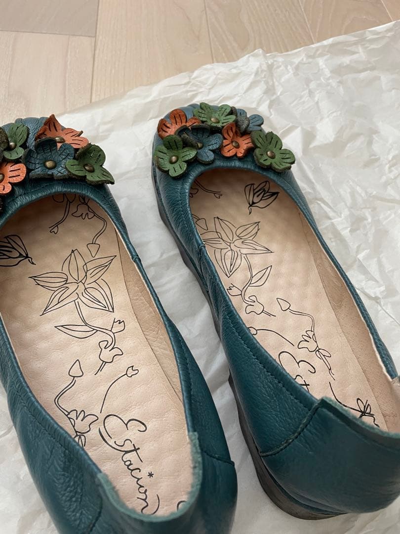 美品　エスタシオン　シューズ