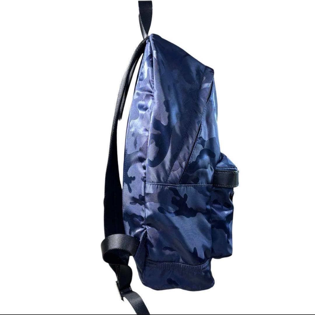 【美品】MICHAEL KORS メンズ カモフラ柄 迷彩 ナイロン リュック