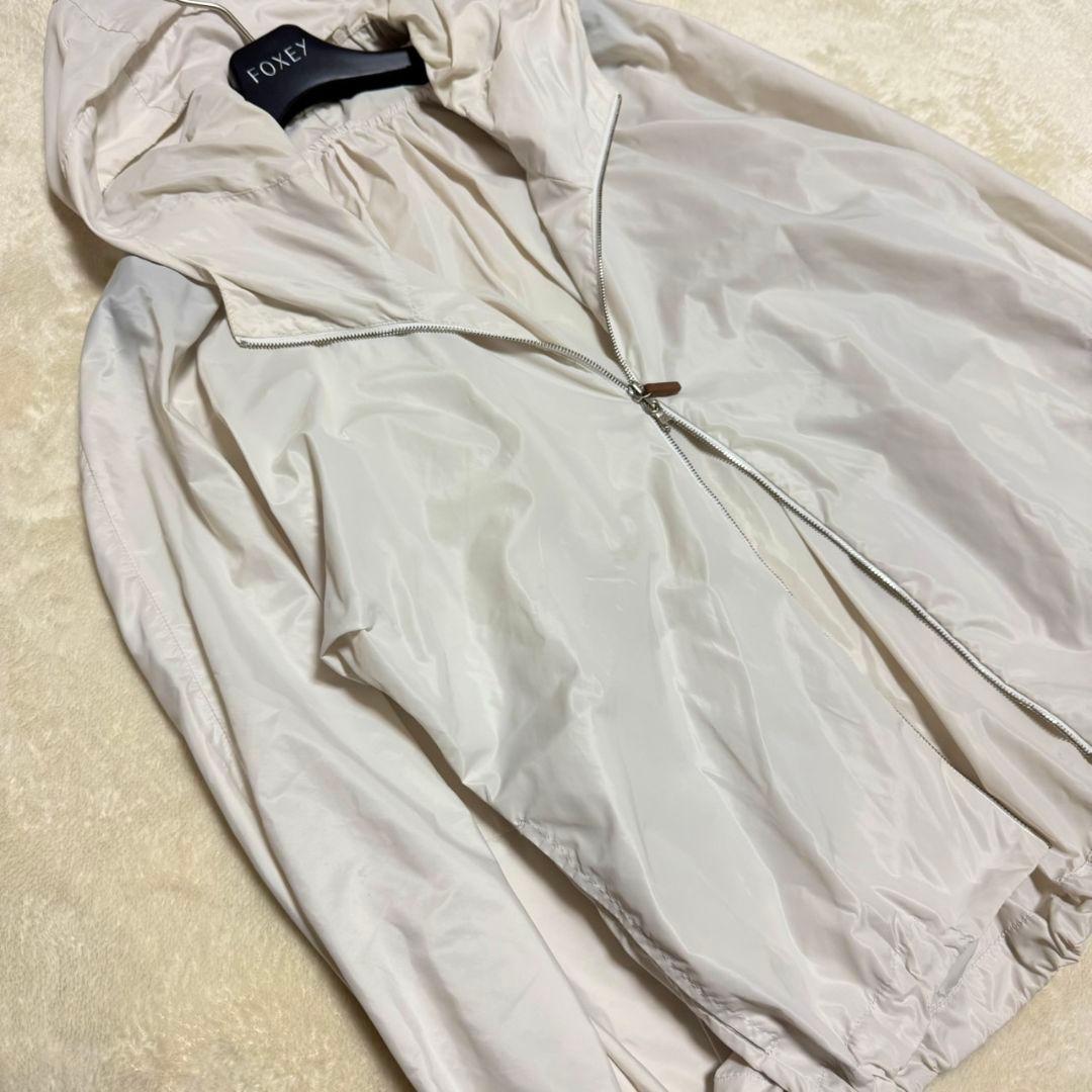 美品 ファビアフィリッピ 近年モデル モニーレ ナイロンパーカー フード