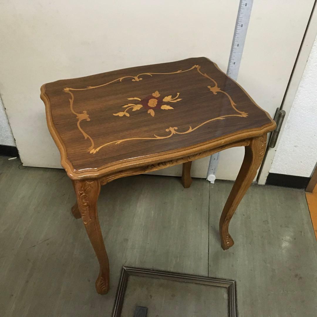 こうママ　木製サイドテーブル 装飾彫刻入り　大中小3個セット