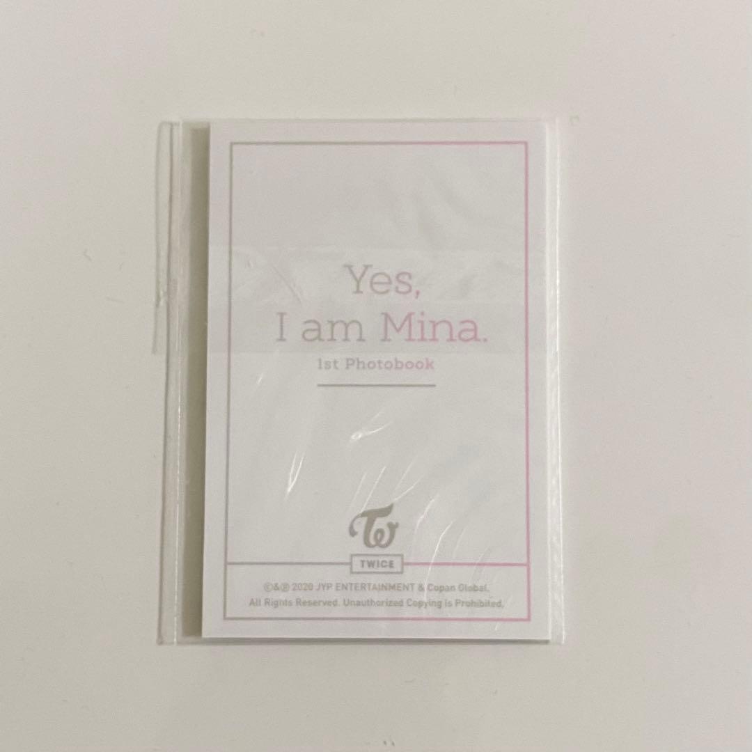 Yes, I am Mina: 1ST PHOTOBOOK＜Gray Ver＞