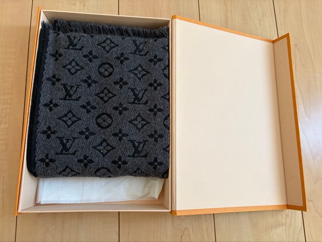 ヴィトンマフラー　美品　ウール　LOUIS VUITTON