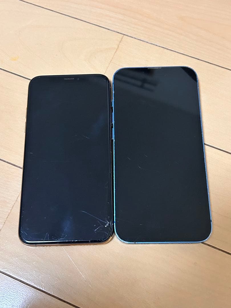 iPhone XS & iPhone 13 セット