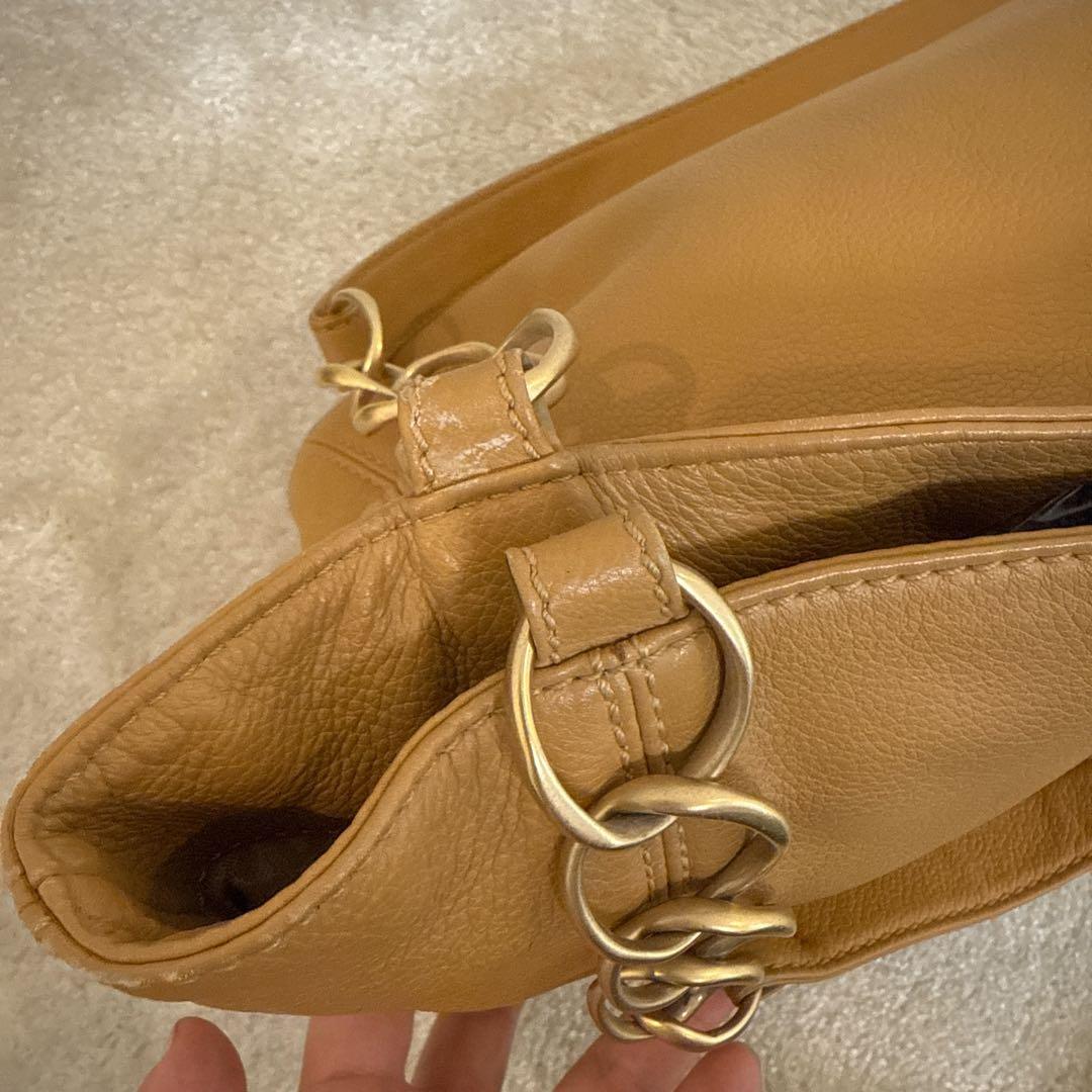 Chanel ショルダーバッグ キャメル レザー