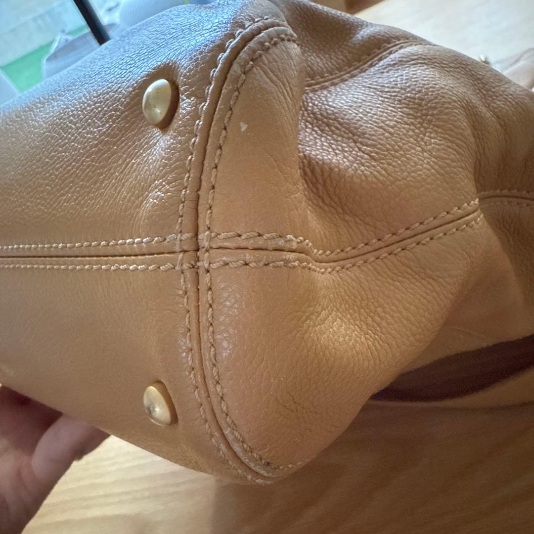 Chanel ショルダーバッグ キャメル レザー