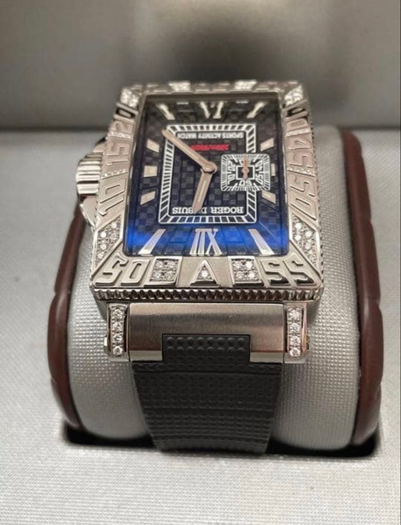 ROGERDUBUIS ロジェデュブイシーモア　スモールセコンド