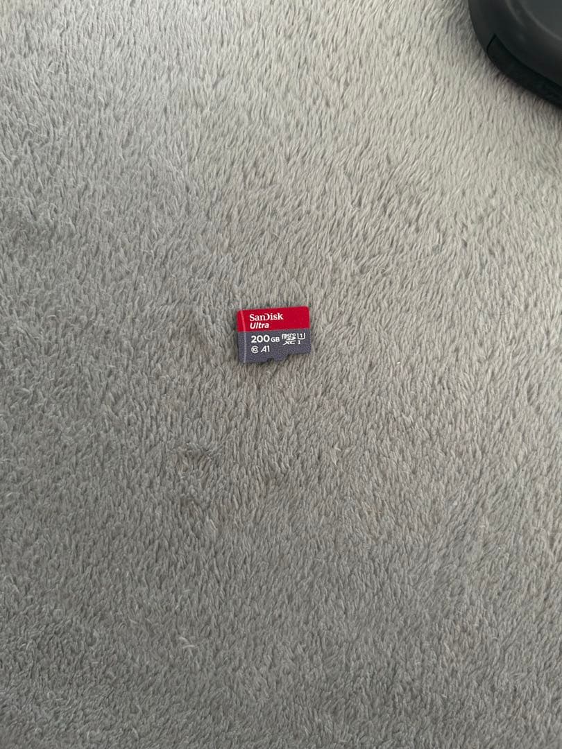 Nintendo Switchブラック SDカード　ケース　保護フィルム一枚付き