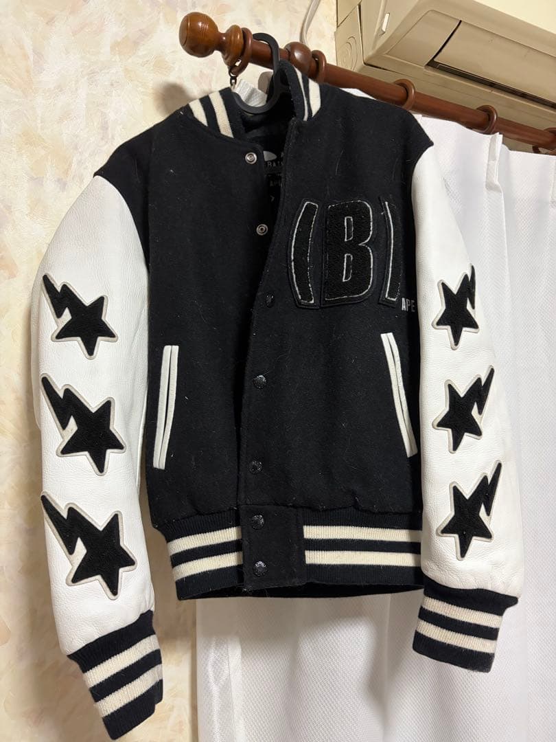 A BATHING APE スタジャン XS ブラック/ホワイト