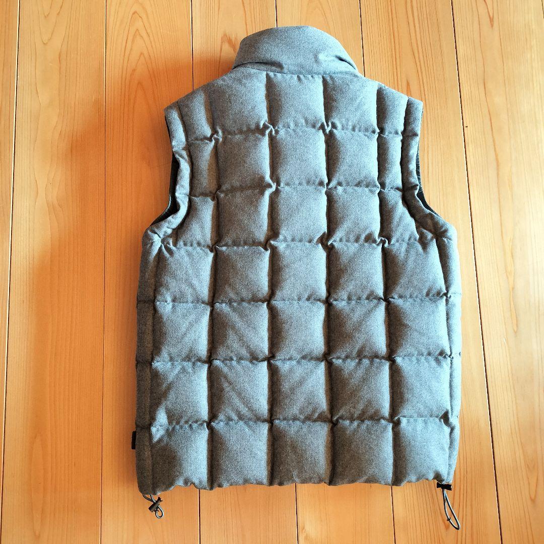 美品 MONCLER モンクレール 　ベスト　グレー　サイズ 1(MS)
