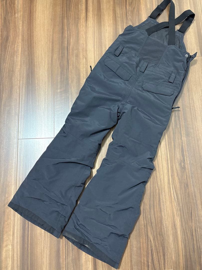 美品　バートン　キッズ用スノーボードビブパンツボトム　黒