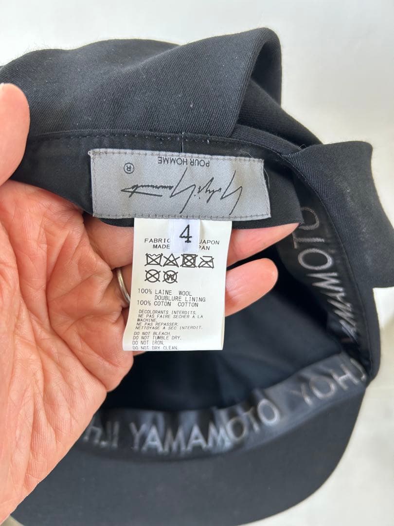 ヨウジヤマモトプールオム　黒　キャスケット