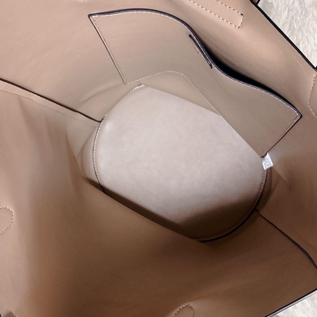 &MyuQ ERA トートバッグ ショルダーバッグ レザー ブラック A4対応