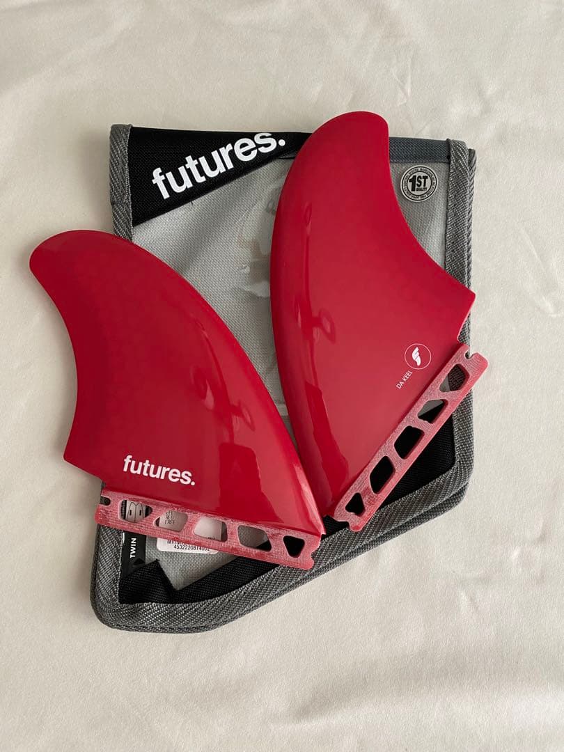 futures. フューチャーフィン DA KEEL RED