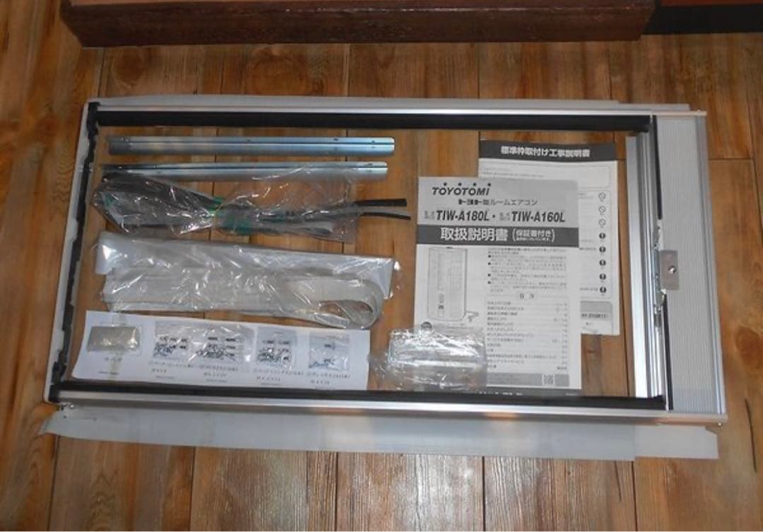 トヨトミ 窓用エアコン 【TIW-A160L】 2021年製 かなり美品