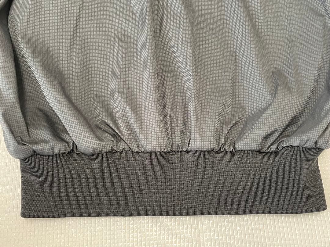 阪神タイガース　2010年グランドコート　ミズノ　サイズＯ(XL)黒