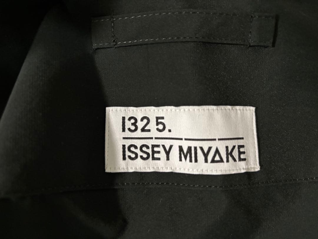 ISSEY MIYAKE ブラック ロングコート　132 5.
