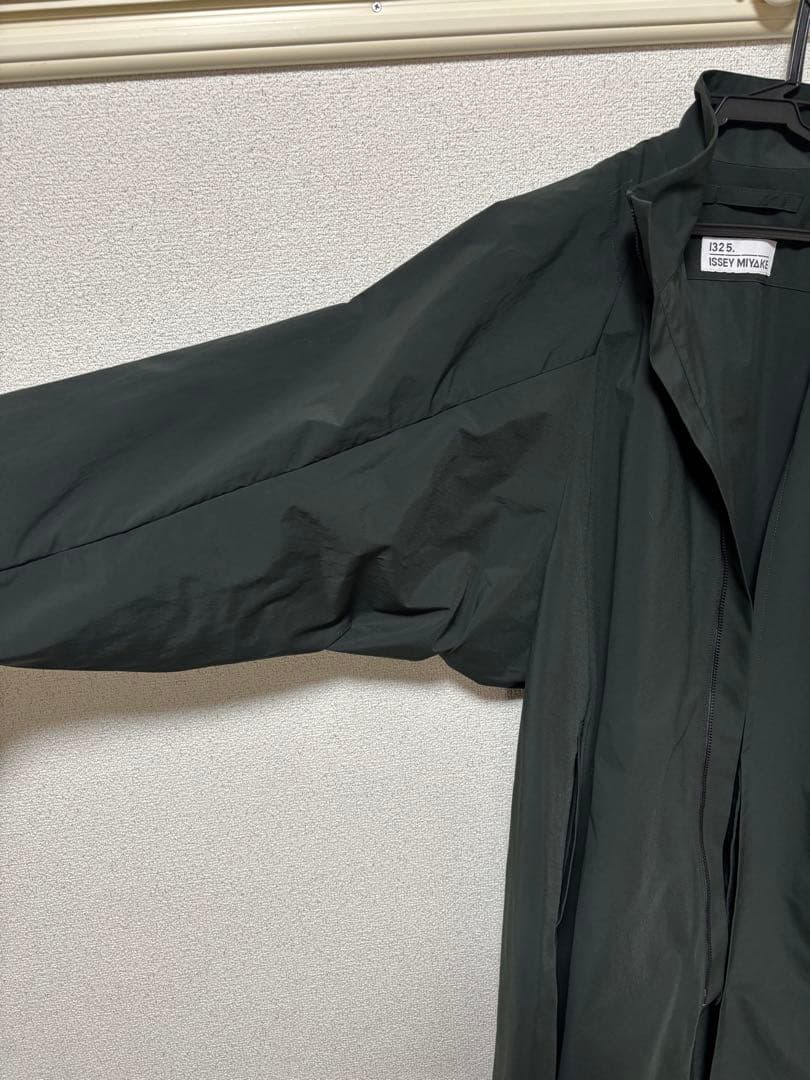 ISSEY MIYAKE ブラック ロングコート　132 5.