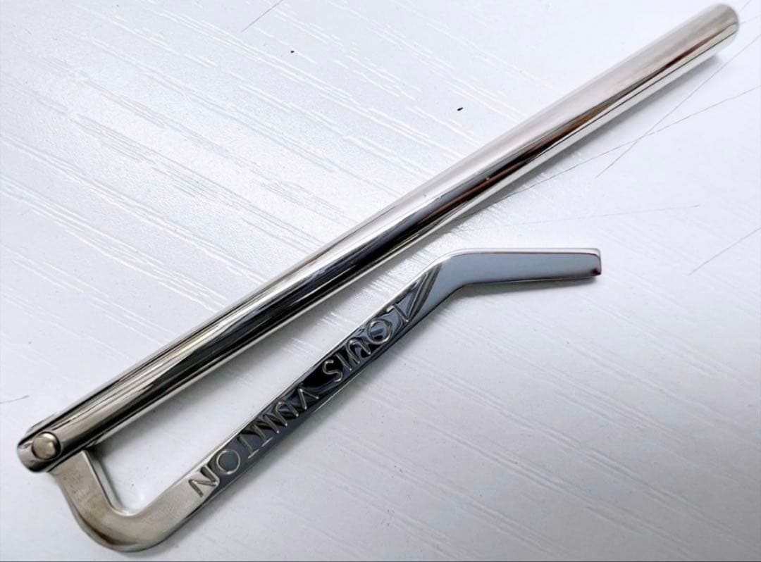 美品　ルイヴィトン　タイガ　ポルトフォイユ　パンス　マネークリップ　M62978