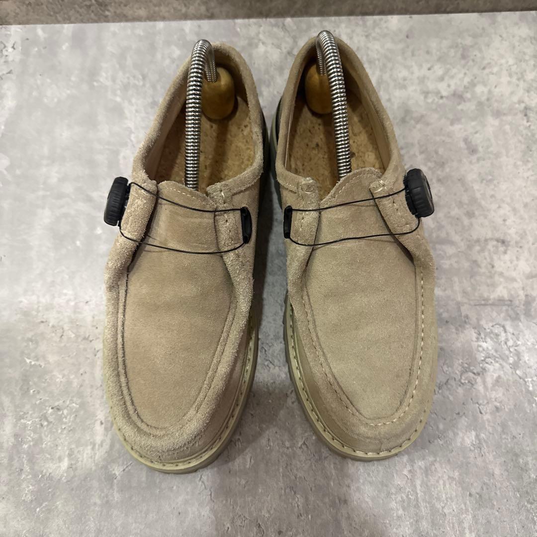 pg knock ベージュ スエード モカシン ダイヤル式　playground