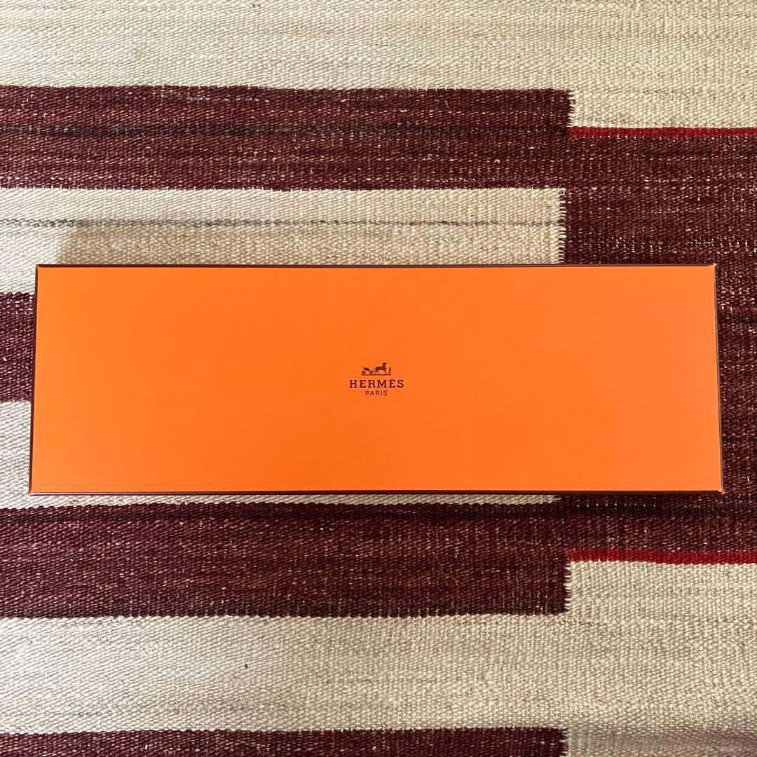 【inter】HERMES ネクタイ　ネイビー