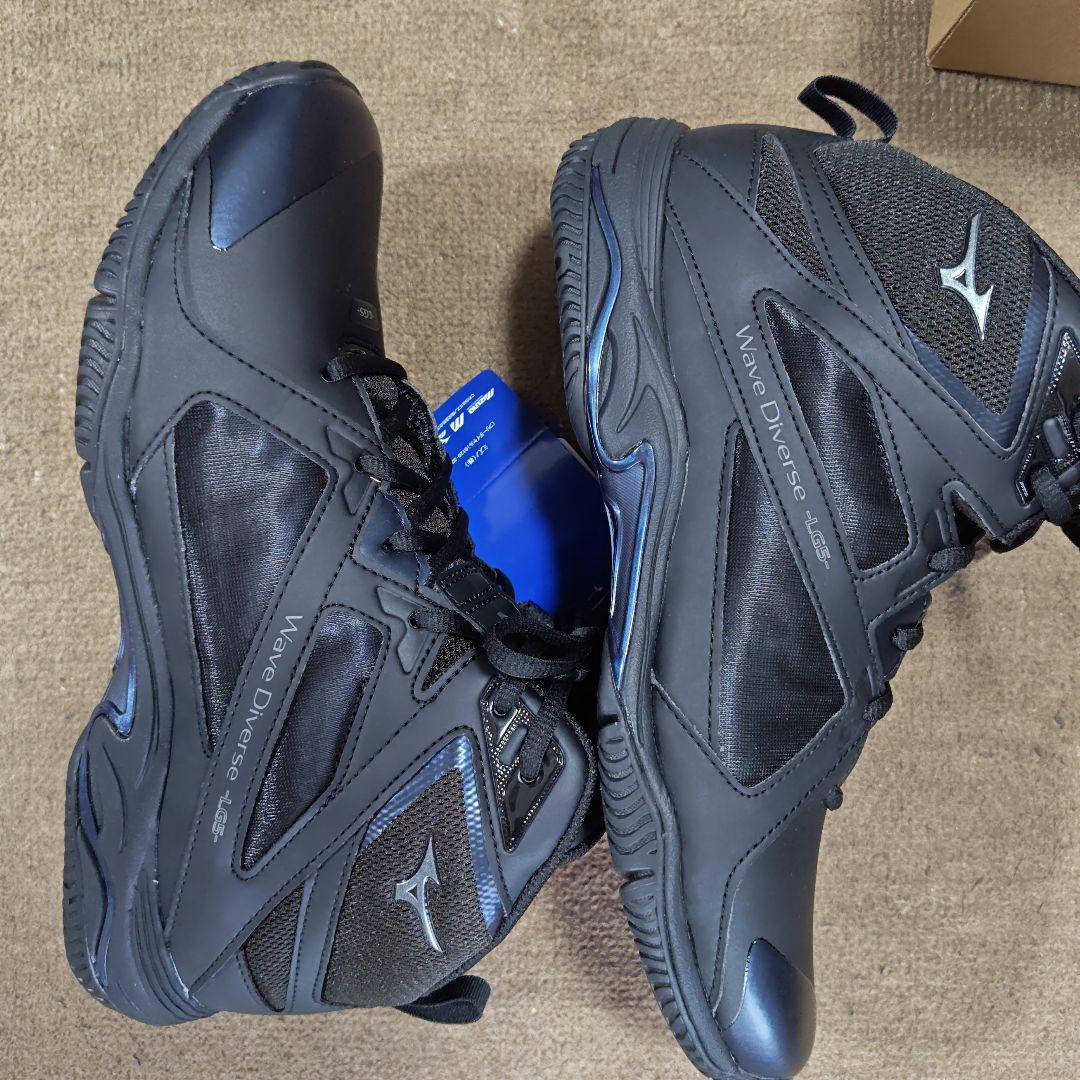 ミズノウェーブダイバーズLG5ブラック27センチ