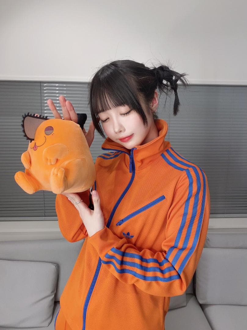 あのちゃん着用モデル adidas 70s モントリオール トラックジャケット