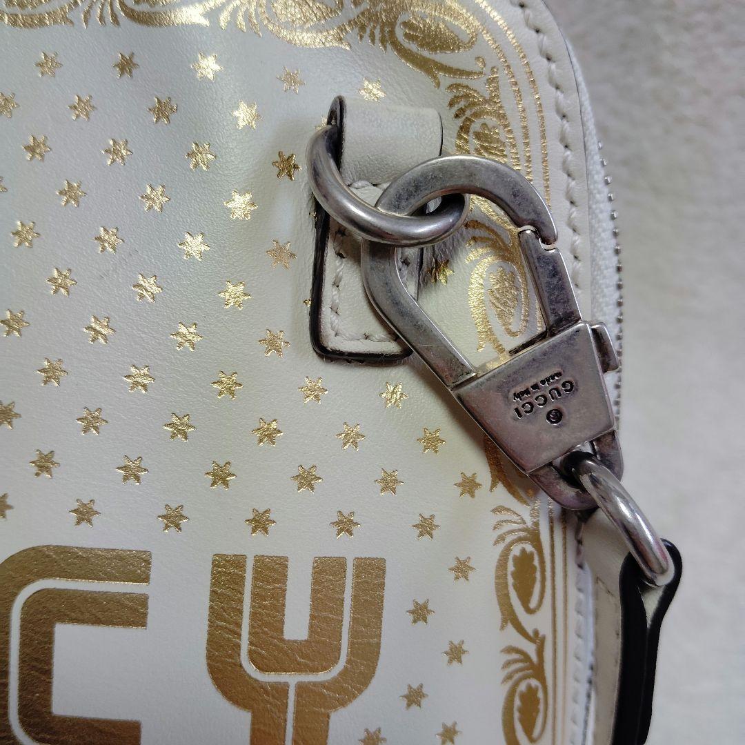グッチ　セガコラボ　ショルダーバッグ　ミニバッグ　GUCCY　ホワイト　ゴールド
