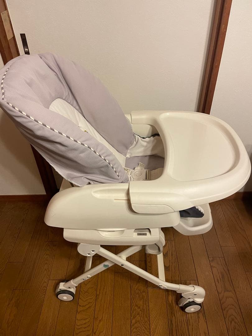 コンビ　ハイローチェア　ネムリラFF