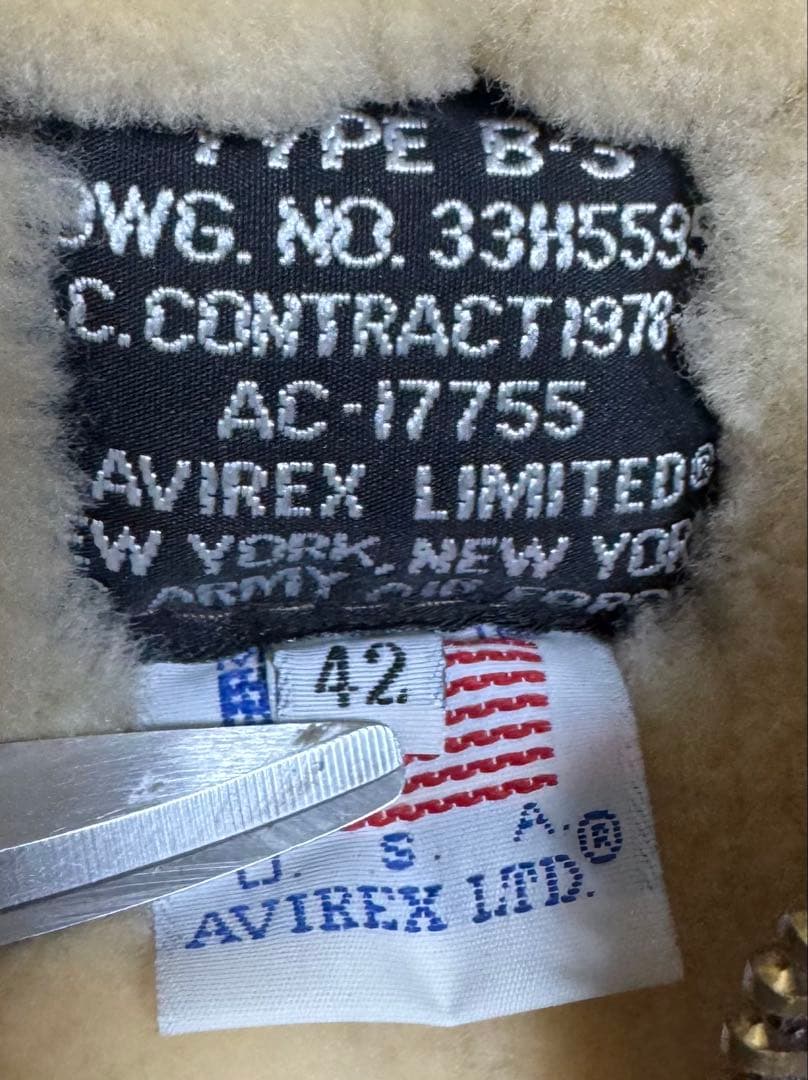 AVIREX 米国製 B-3 胸タグ ボマージャケット リアルムートン 42