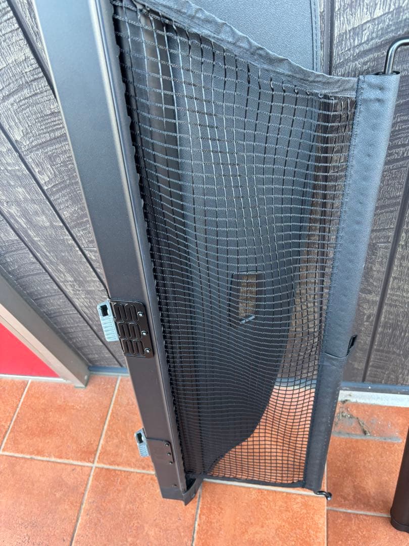 メルセデスベンツ　w212 Eクラス　ラゲッジルームトノカバー