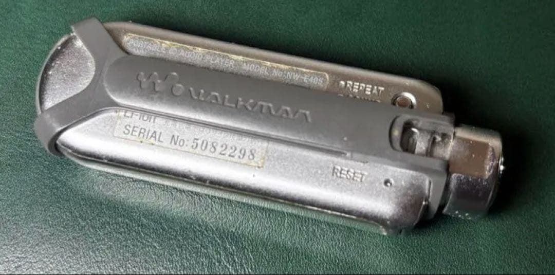 ポータブルプレーヤー Sony Walkman NW-E405 BLUE