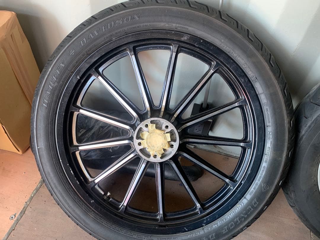 ハーレー純正13本フロントキャストホイール