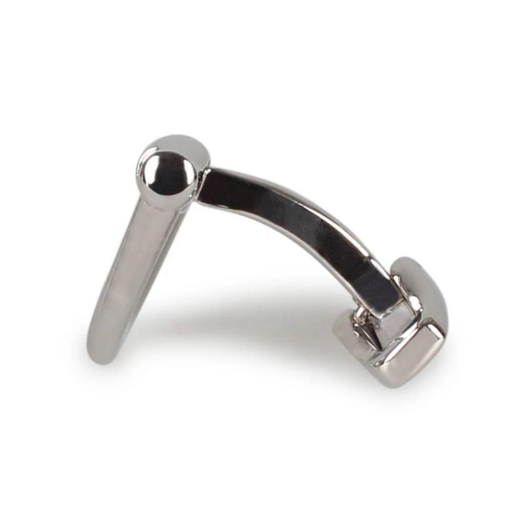 新品・未使用　Salvatore Ferragamo シルバー カフリンクス