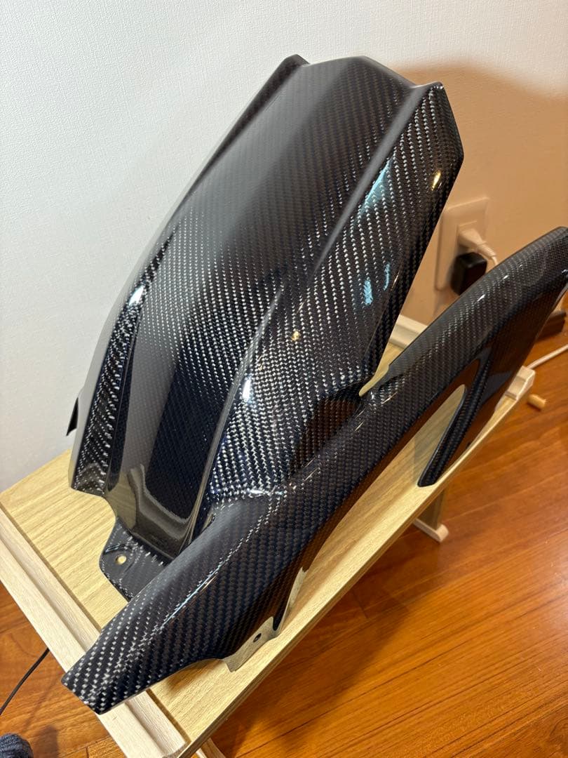 マジカルレーシングカーボンリアフェンダー