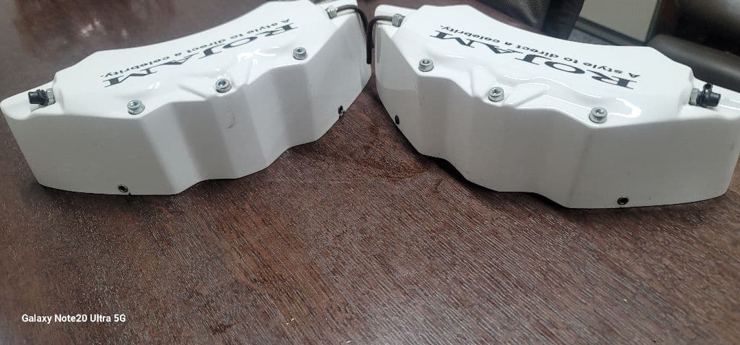 ROJAM ロジャム キャリパーカバー ランクル200用 一年使用 ホワイト 白