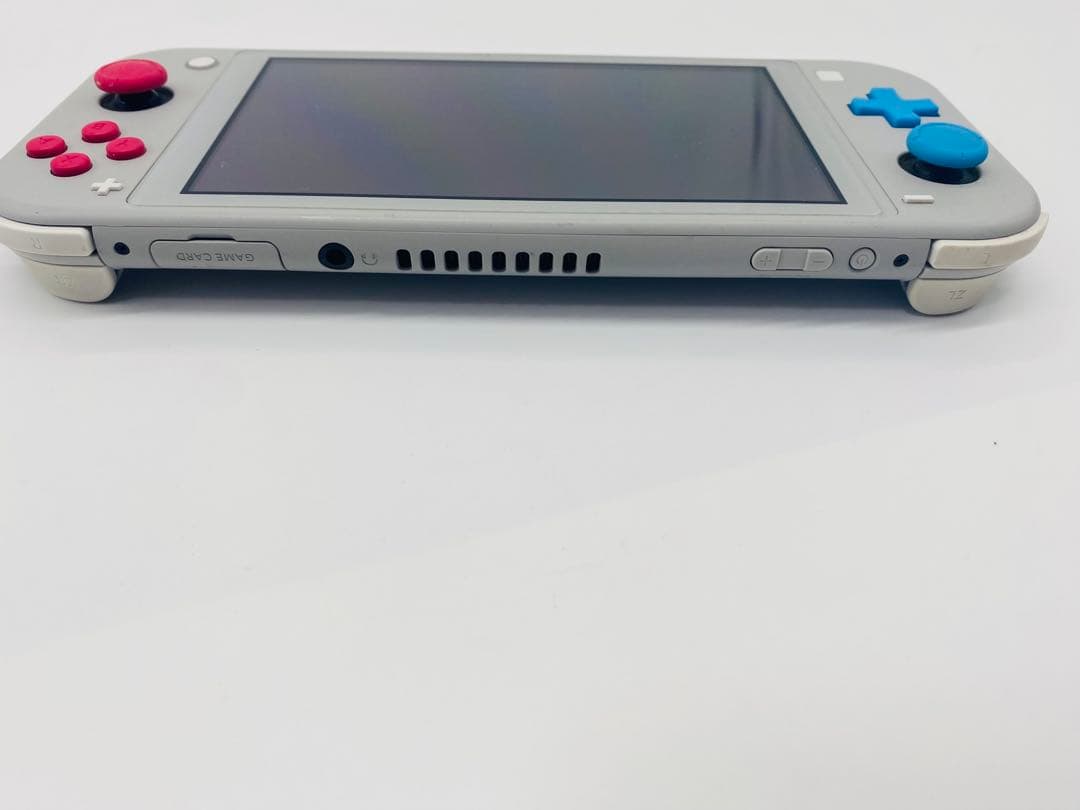 Nintendo Switch Lite　ザシアン・ザマゼンタ　②