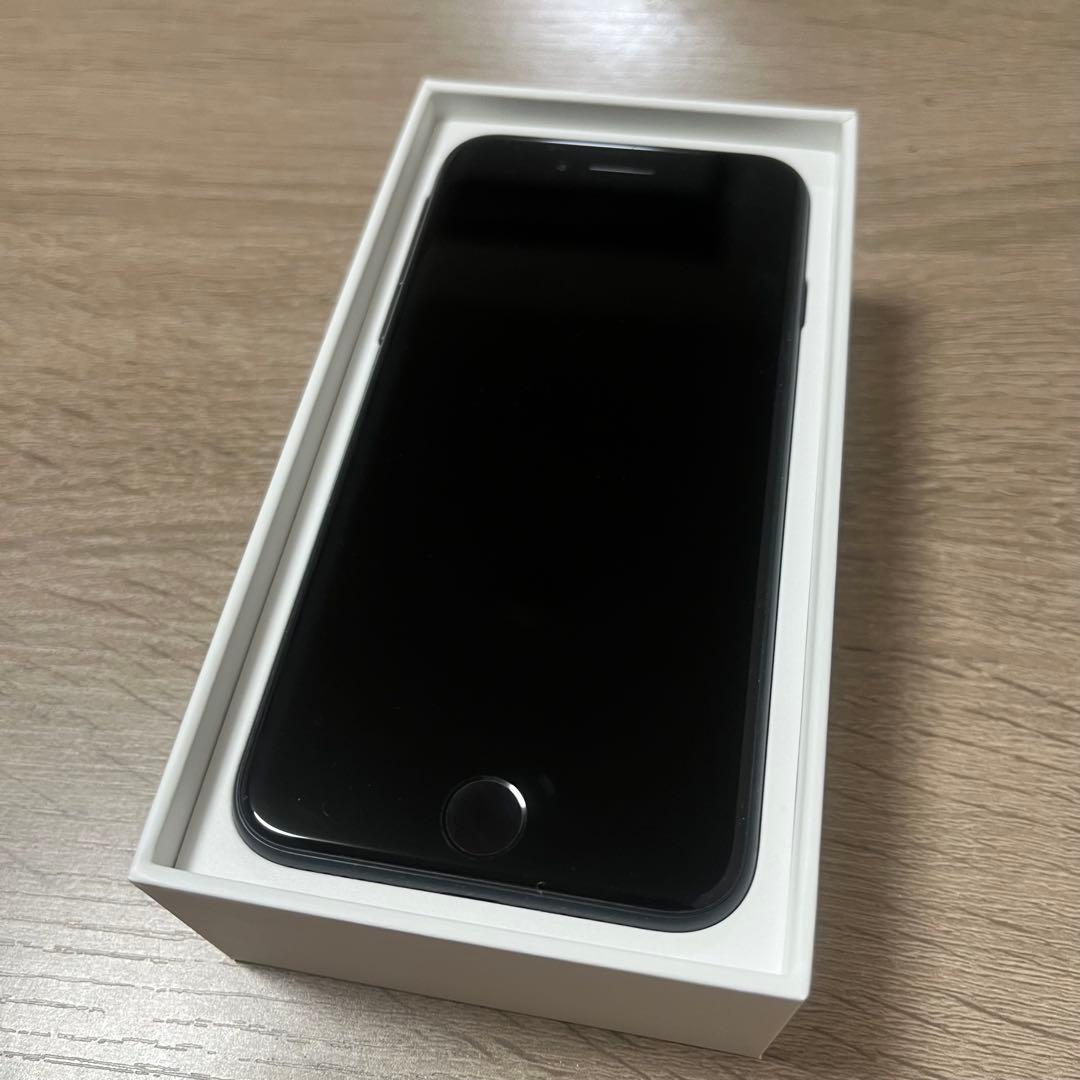 iPhone SE (第2世代) ブラック 本体 ※動作不良の可能性あり