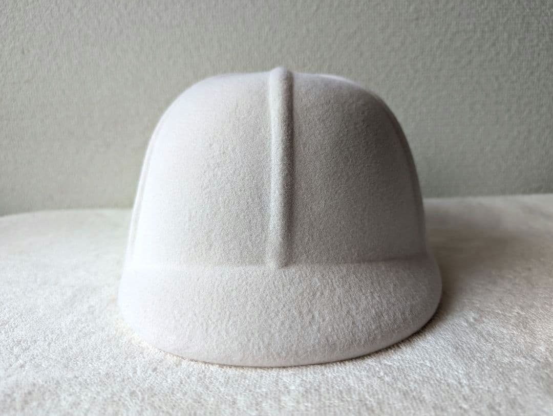 ジョッキーハット　クリーム