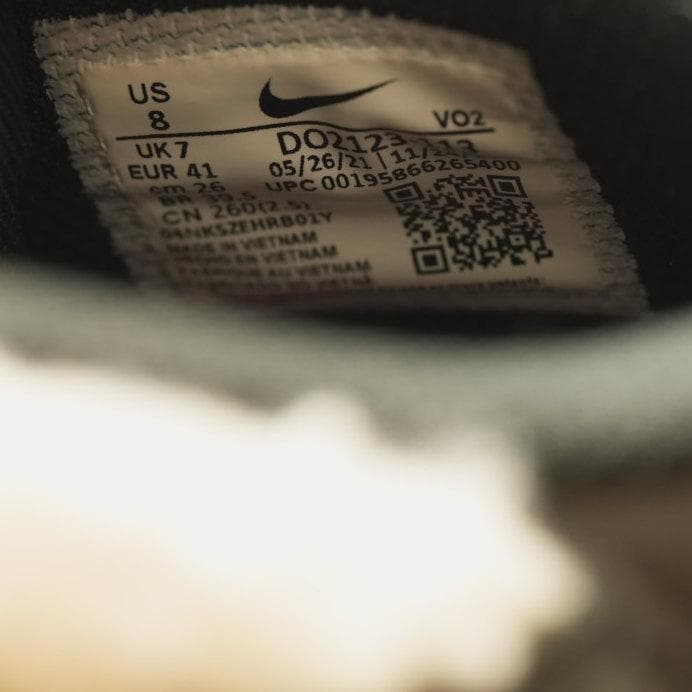 未使用同等品 NIKE AIR FORCE 1 MID 07 PRM 26cm