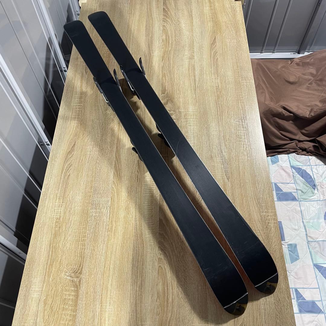 ①ATOMIC スキー板、ストック110cmセット‼︎