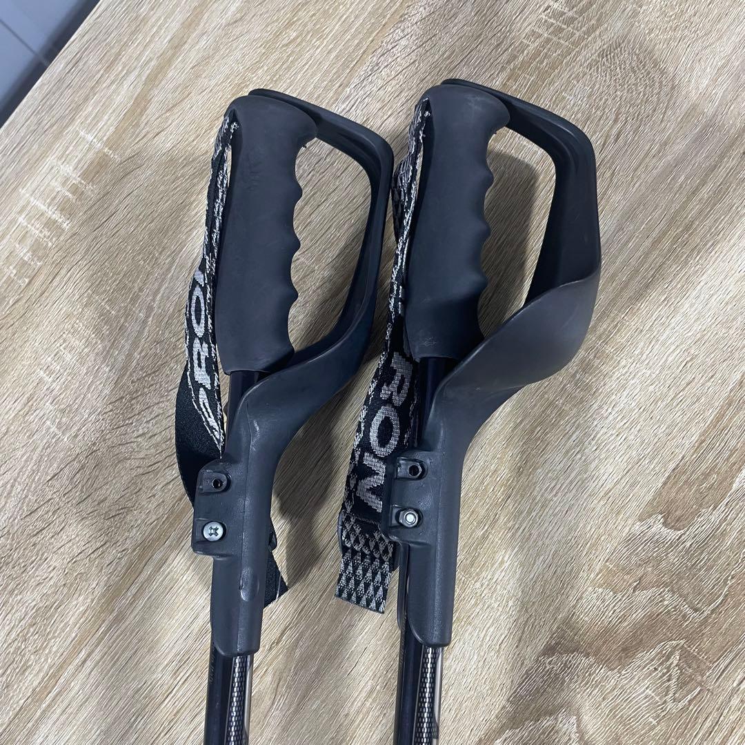 ①ATOMIC スキー板、ストック110cmセット‼︎