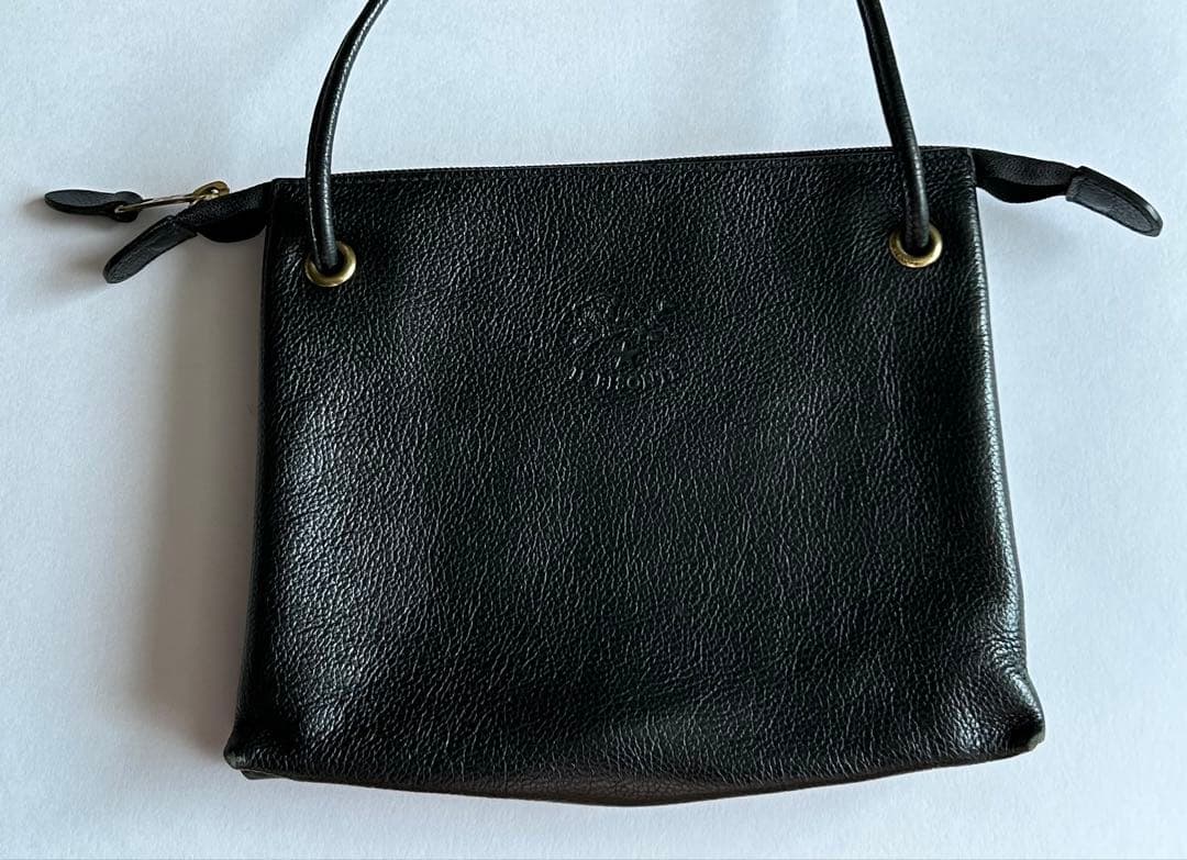 IL BISONTE ショルダーバッグ サコッシュ クロスボディー 本革 レザー