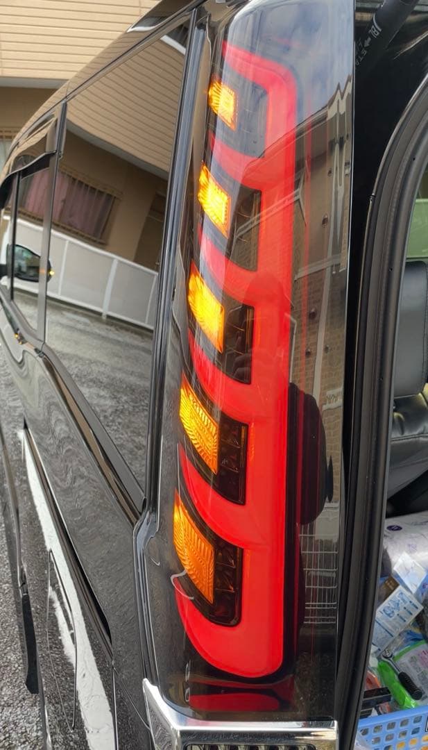 メテオテール　ヴォクシー ノア　エスクァイア　テールランプ　LEDテール