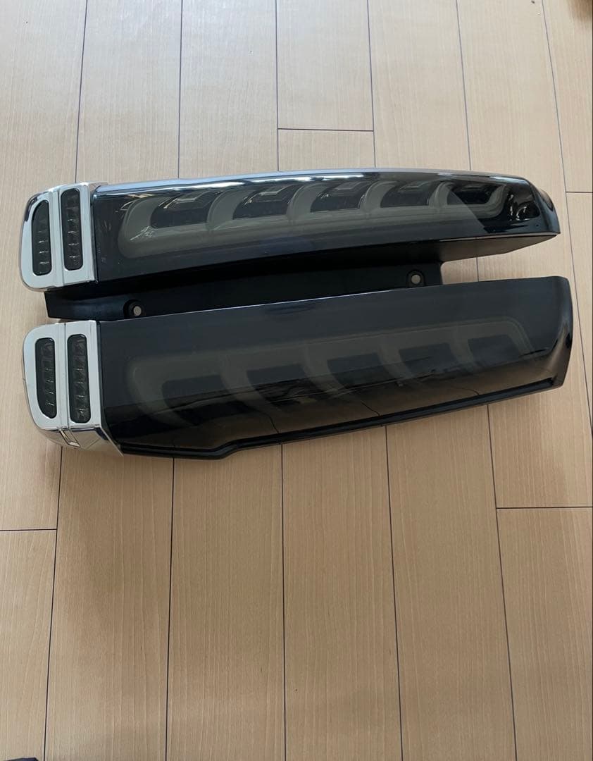 メテオテール　ヴォクシー ノア　エスクァイア　テールランプ　LEDテール