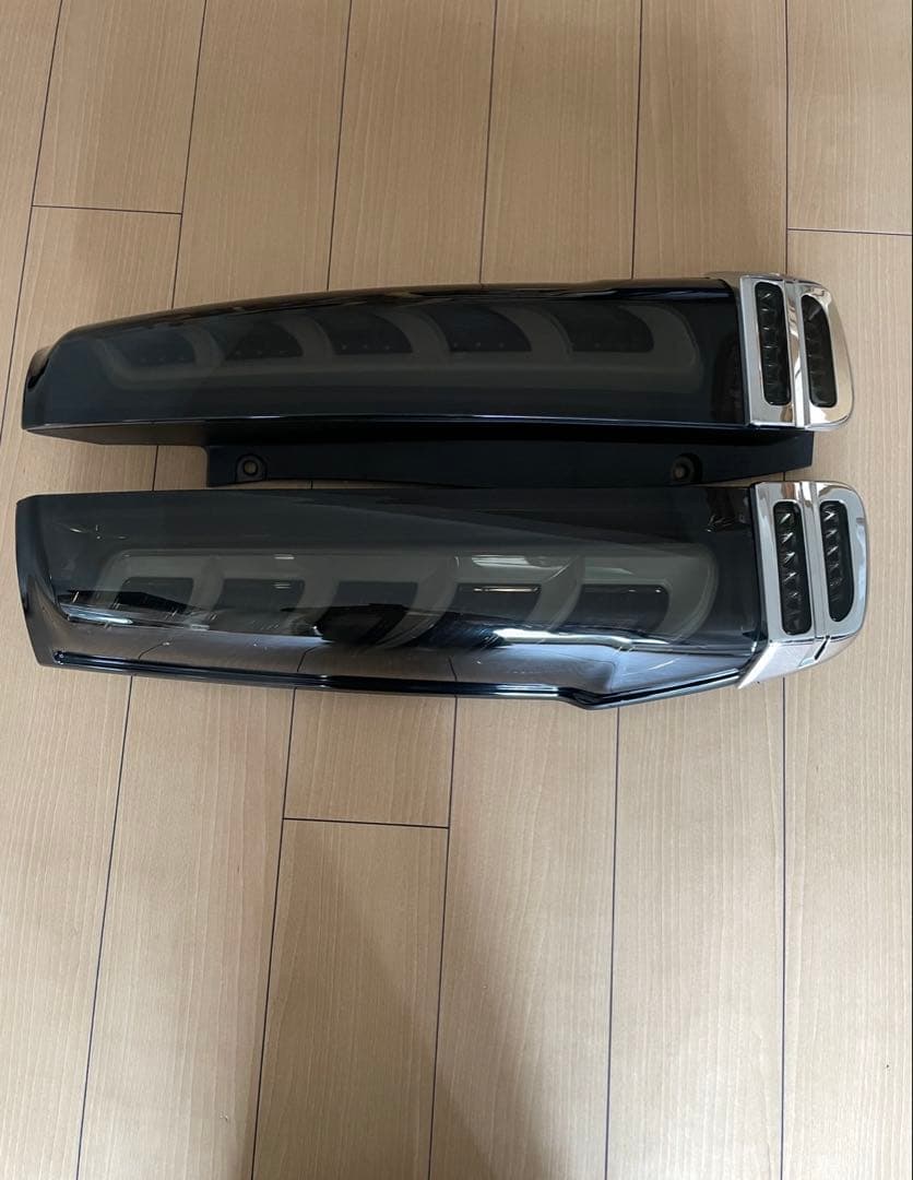 メテオテール　ヴォクシー ノア　エスクァイア　テールランプ　LEDテール