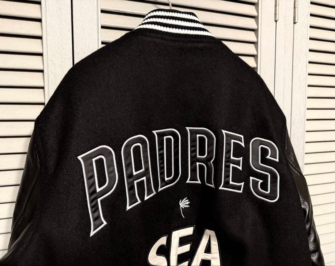 ウィンダンシー xパドレス Varsity Jacket コラボスタジャン