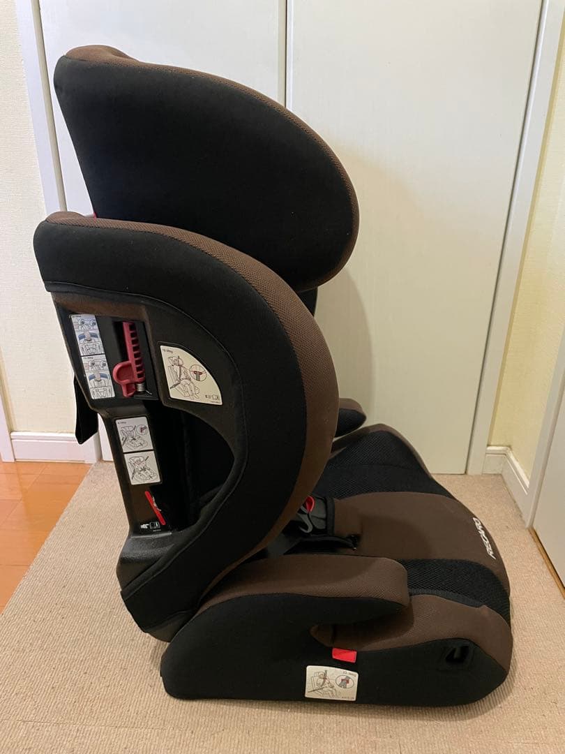 限定値下げ！RECARO ジュニアシート　スタートj1ブラウン／ブラック